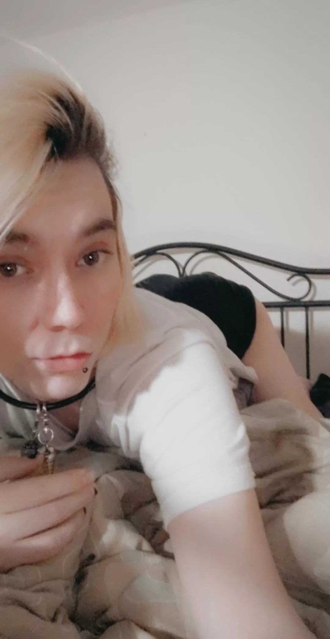 wanna have a sleepover~? posted by Llairaffee