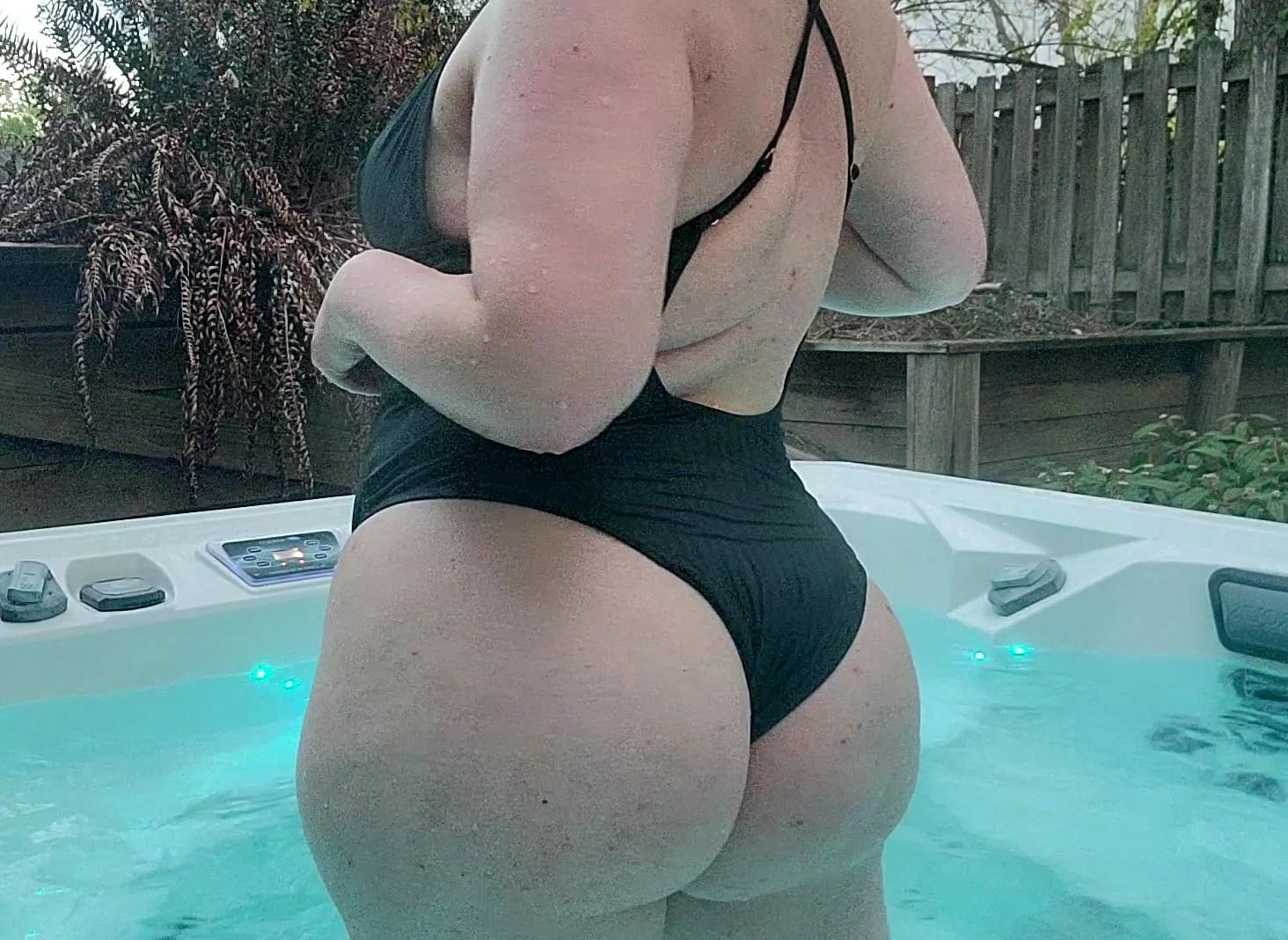 Wanna have some hot tub fun with the thick mom next door? posted by Iulus_too