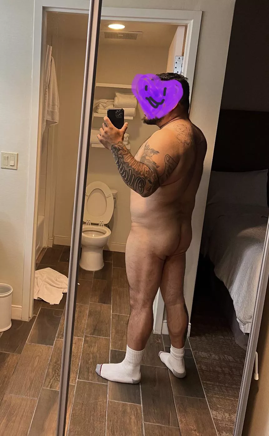 Wanna join me in the shower? U can wash the front side! 😉 DM’s always open… posted by Dre_bear