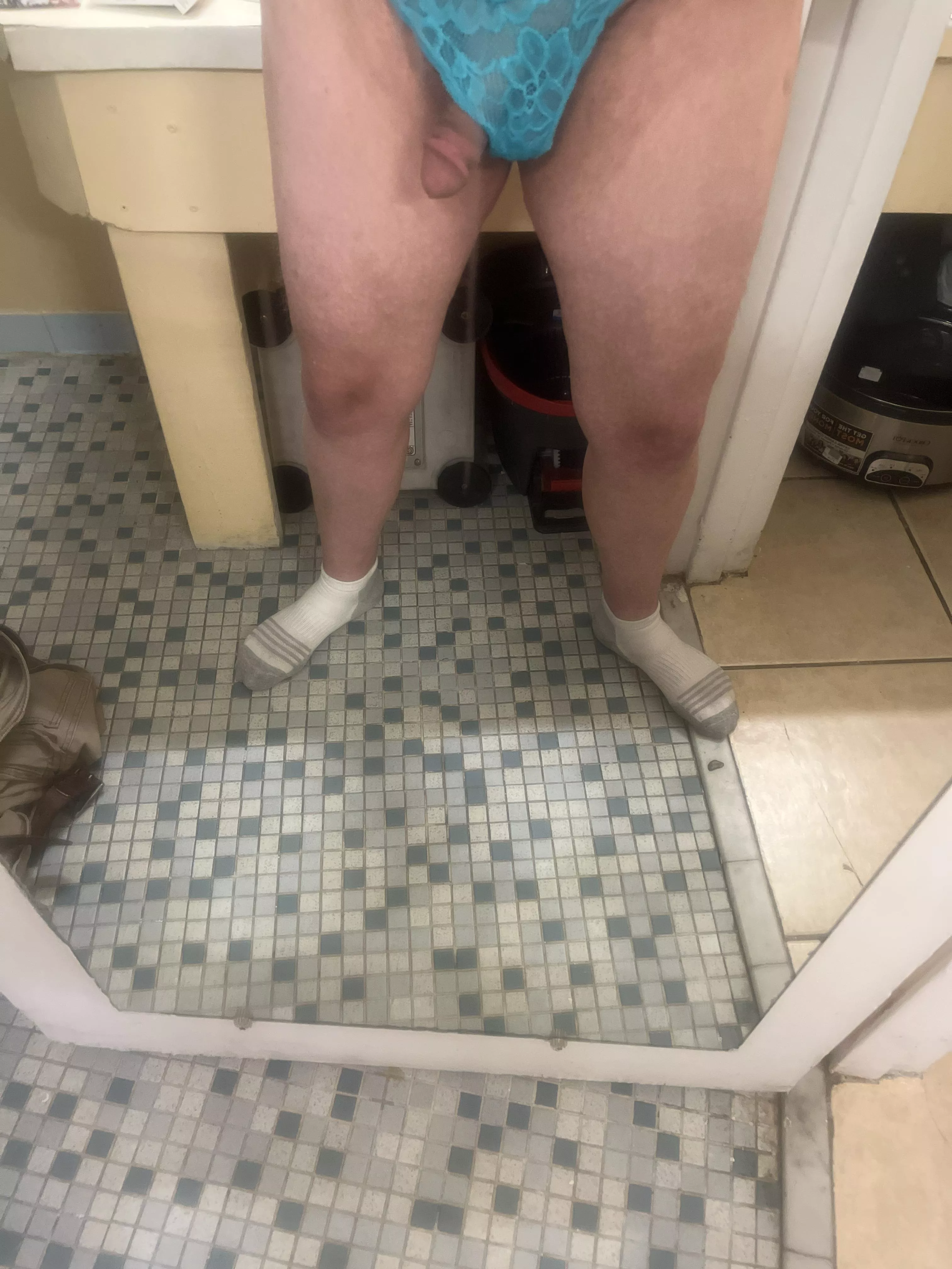 Wanna lick posted by Useful_Bookkeeper691