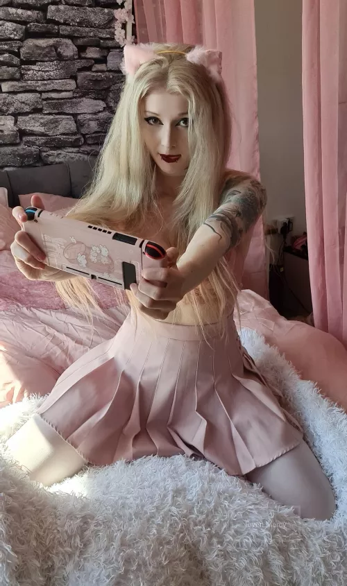 wanna play? by Rivens_Mercy