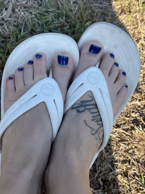 Wanna play?! by wannaplayonOF