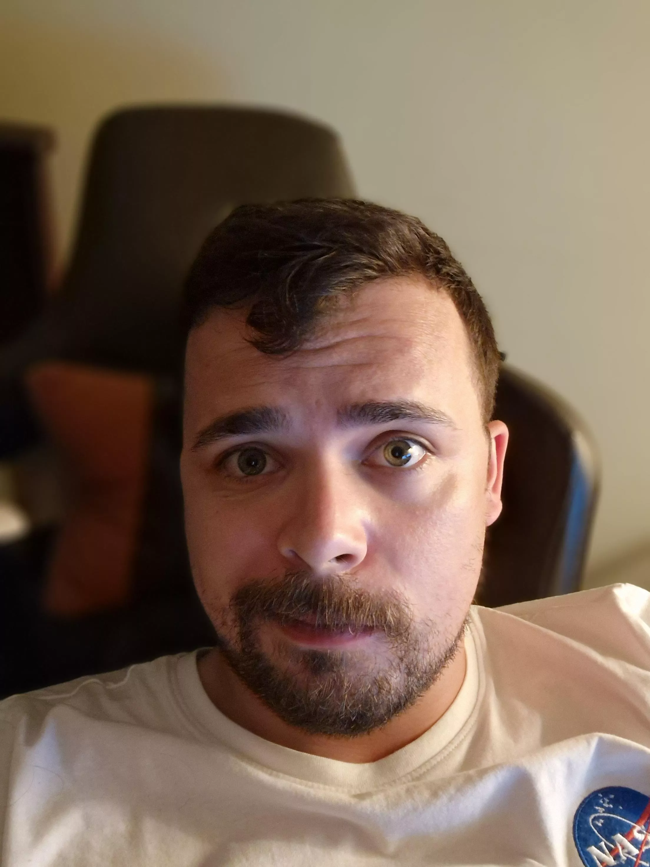 Wanna play lol and cuddle after? posted by greeyes