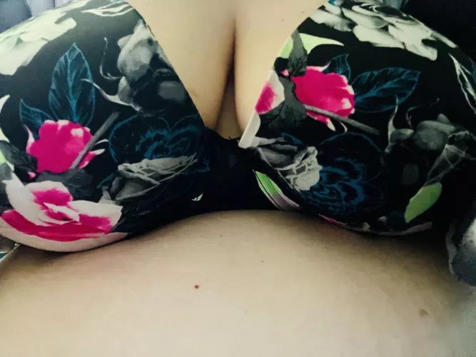 Wanna play with my boobs? by KelseyKurves