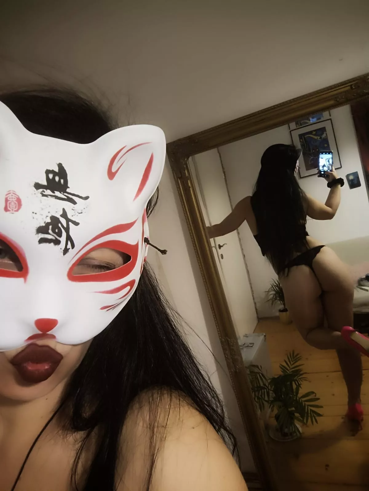 Wanna pound a sexy fox? posted by emily_glass909