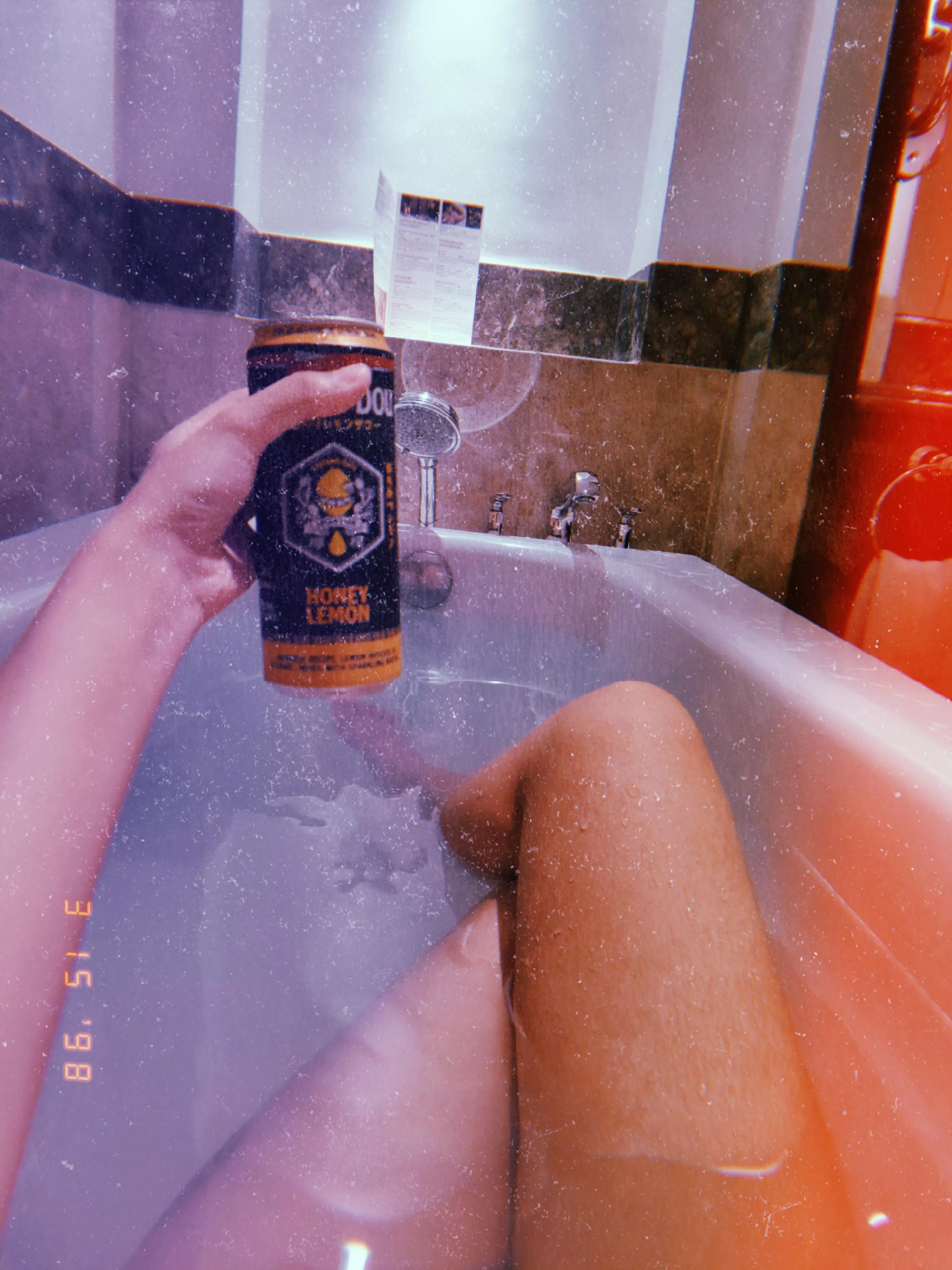 Wanna relax with me? (F) posted by MagicHakdog