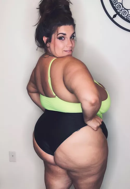 Wanna see it jiggle?💋 by AriaJbby_official