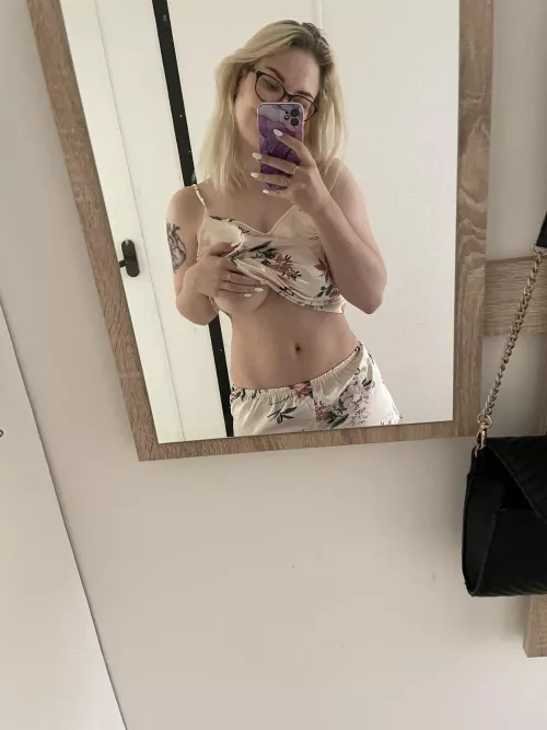 Wanna see more? Go and subscribe! 50% discount for new subscribers! by mika_mika_s