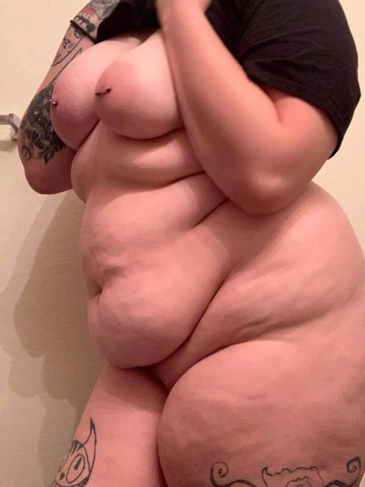 Wanna see more? Message me 😘 posted by [deleted]