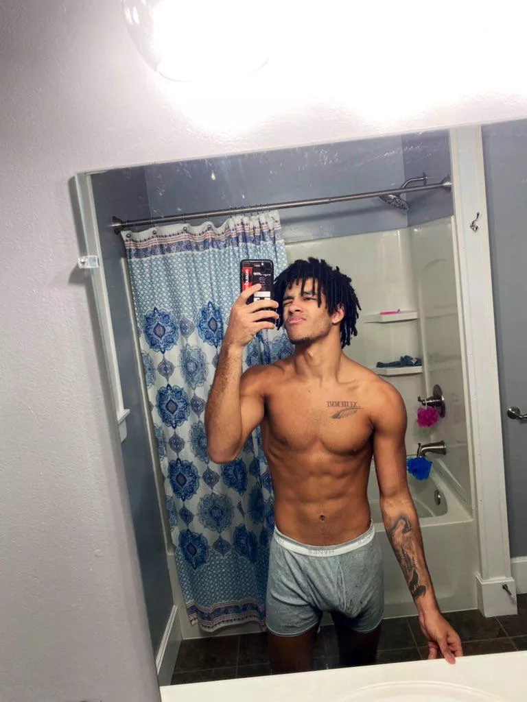 Wanna see them off? posted by Hbk_tyyy