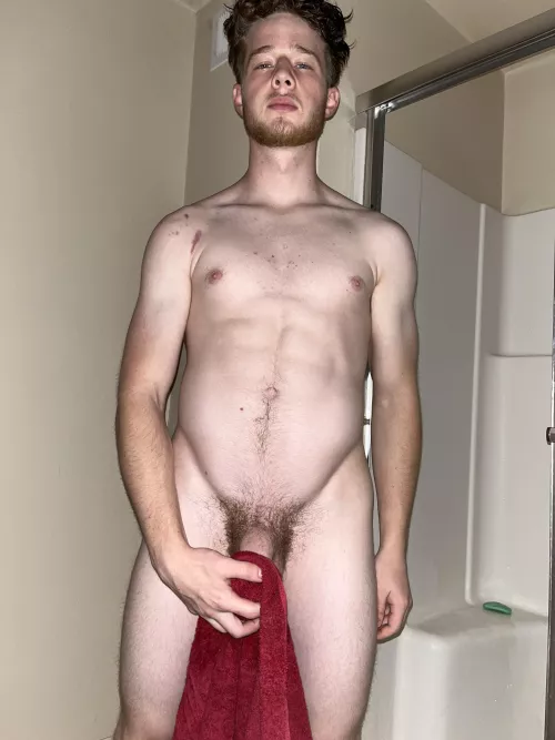 Wanna see what’s packin underneath? Link below only $5 to sub by Chrisboygohard