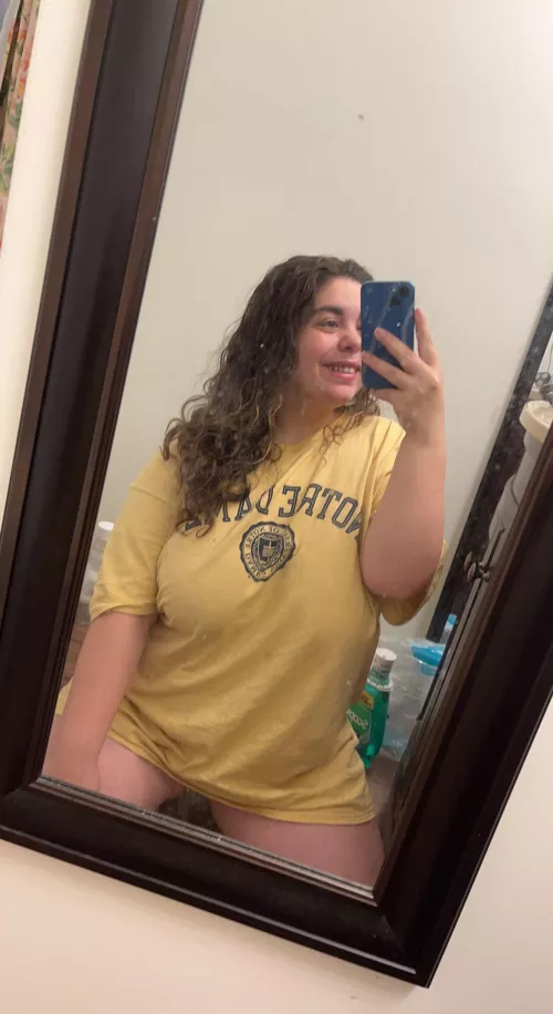 Wanna see what’s under?😘 by Rehanna03