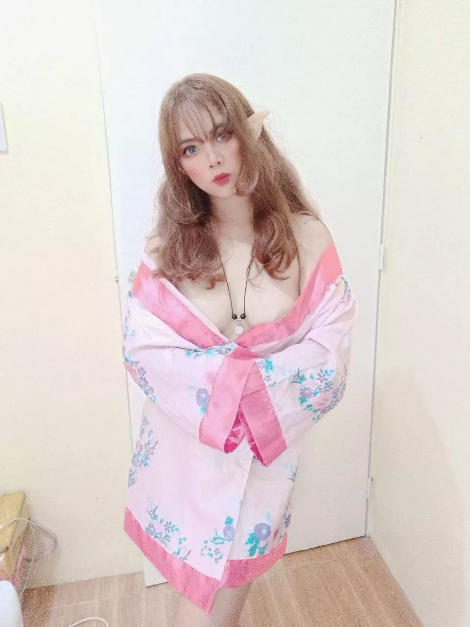 Wanna see what's under my kimono? posted by Asian_Monica