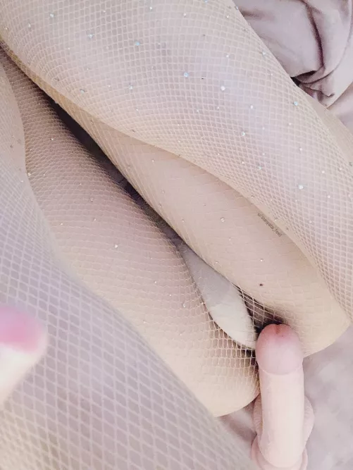 wanna share it with a japanese mommy? [domme] by sunyata_feet