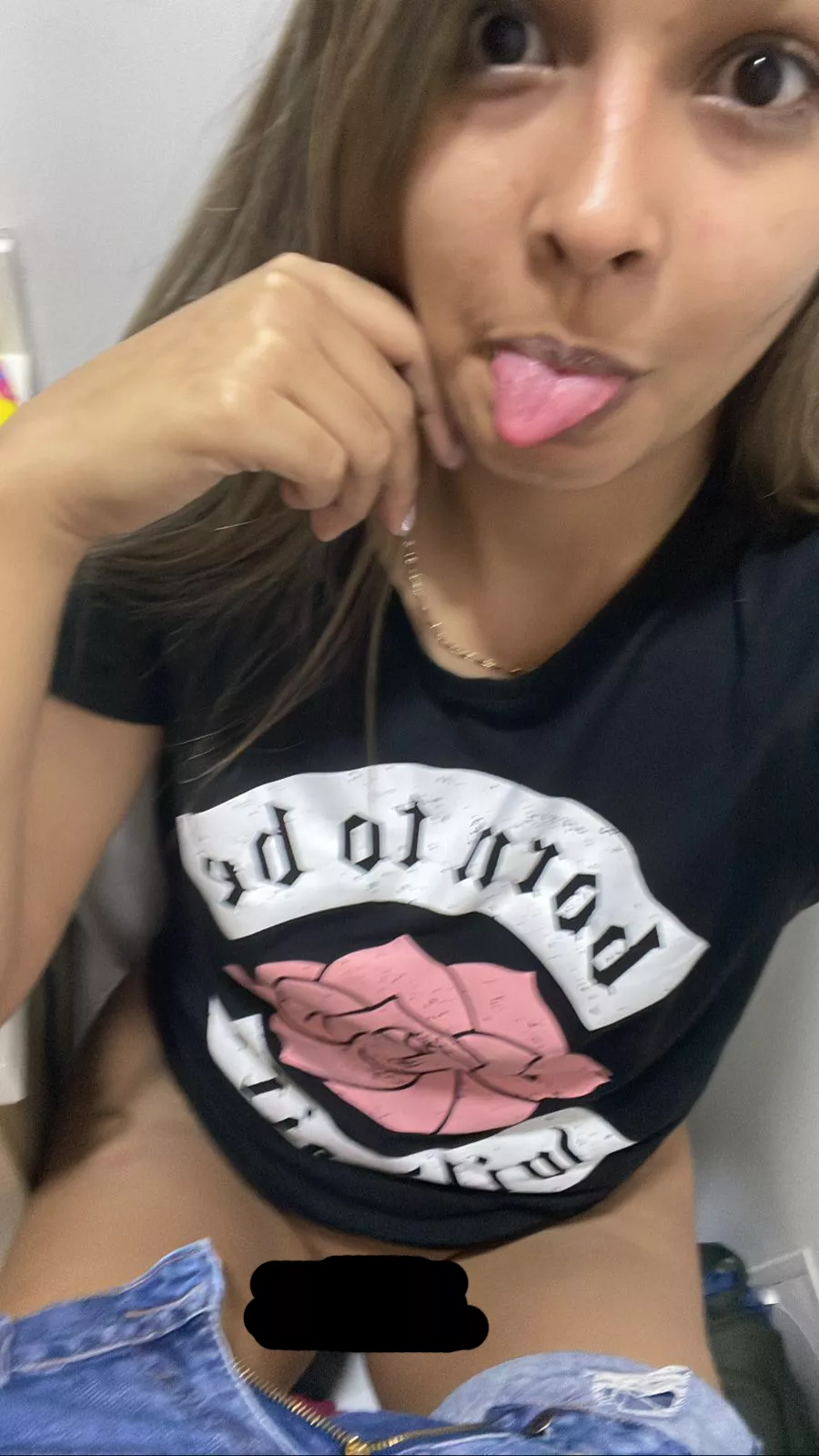 Wanna this dirty latina pee???? posted by lexynat