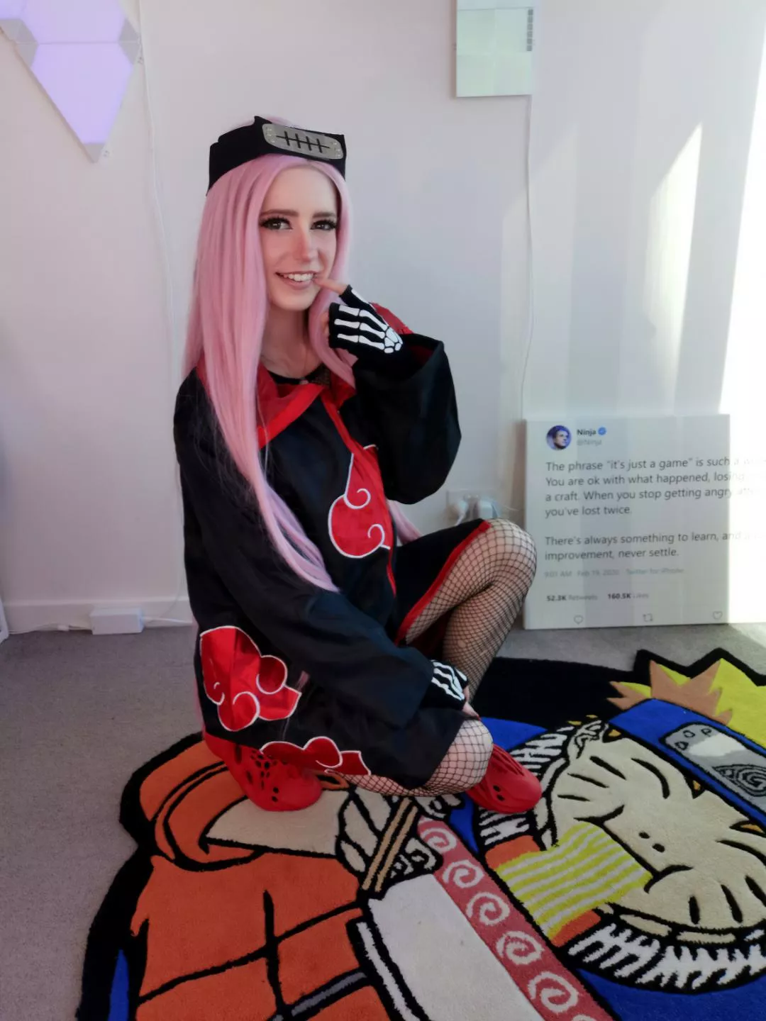 wanna watch anime and cuddle? 😍✨ posted by lilfakegamer