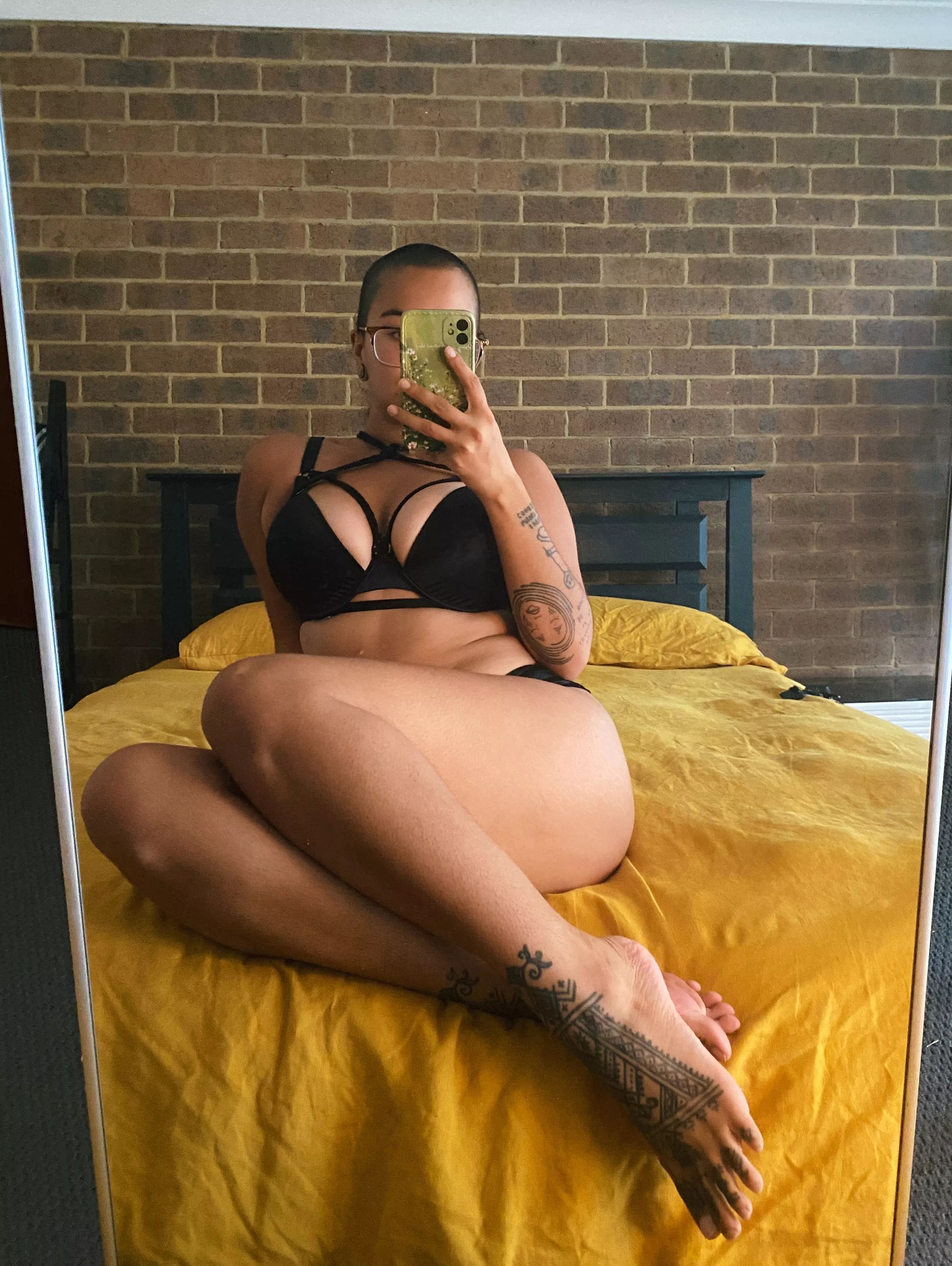 Want a handful? posted by maiarae-x