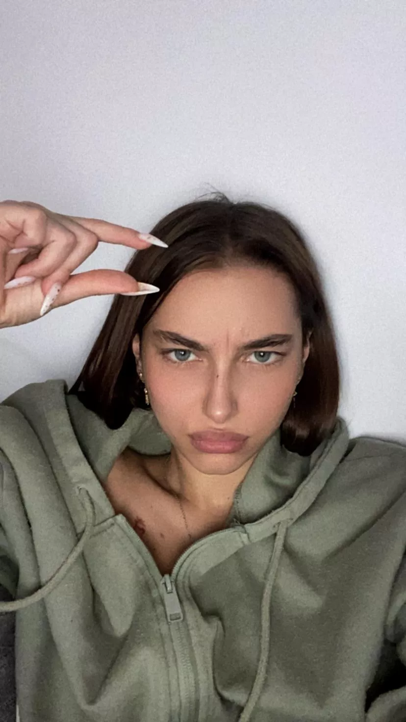 Want me to HUMILIATE YOUR tiny shrimp?🤢🤏🏽 Check [domme]😈👇🏼 posted by Pretend-Bid-9484