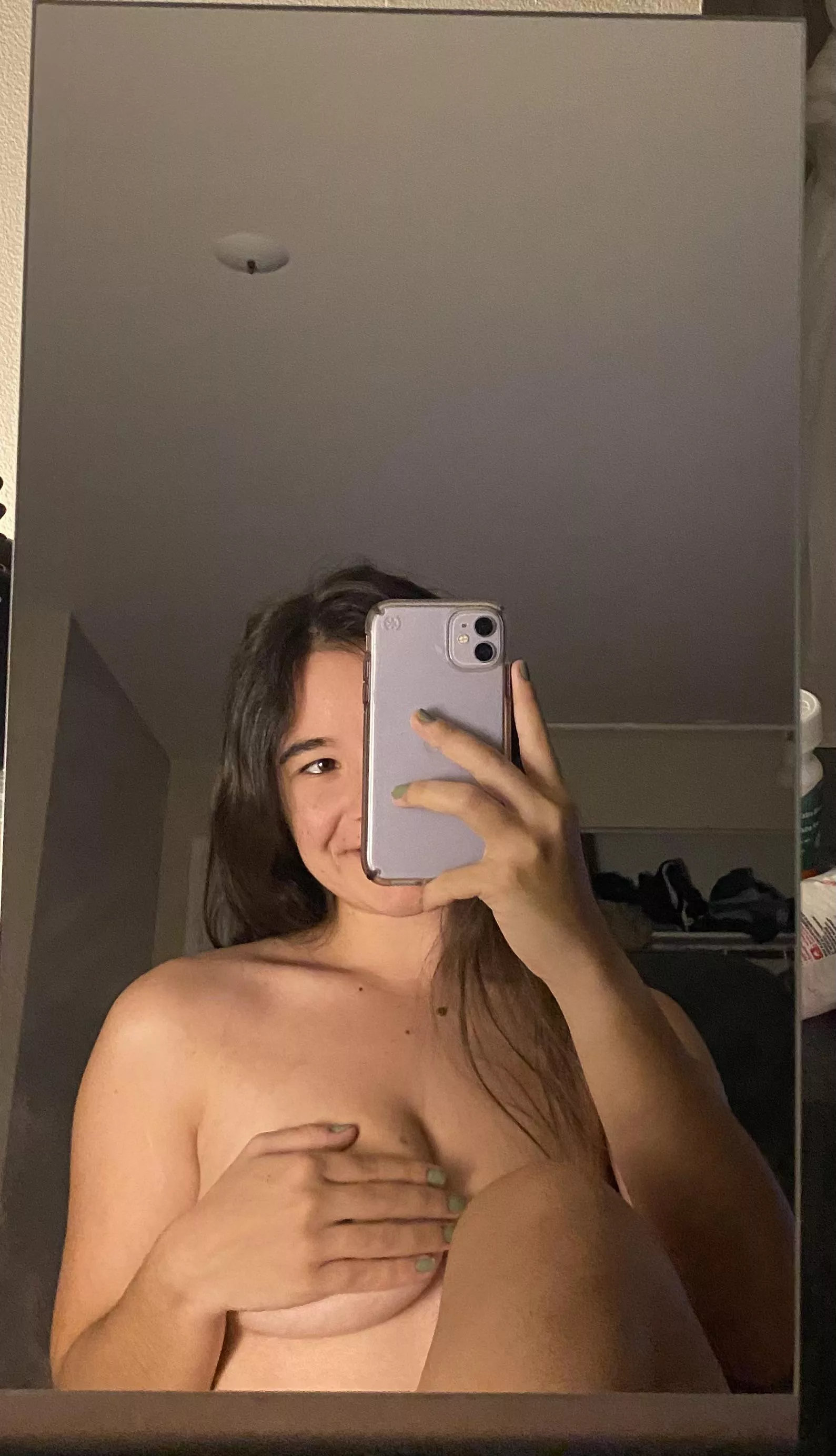 Want me to move my hand? (F) posted by erin_coxx