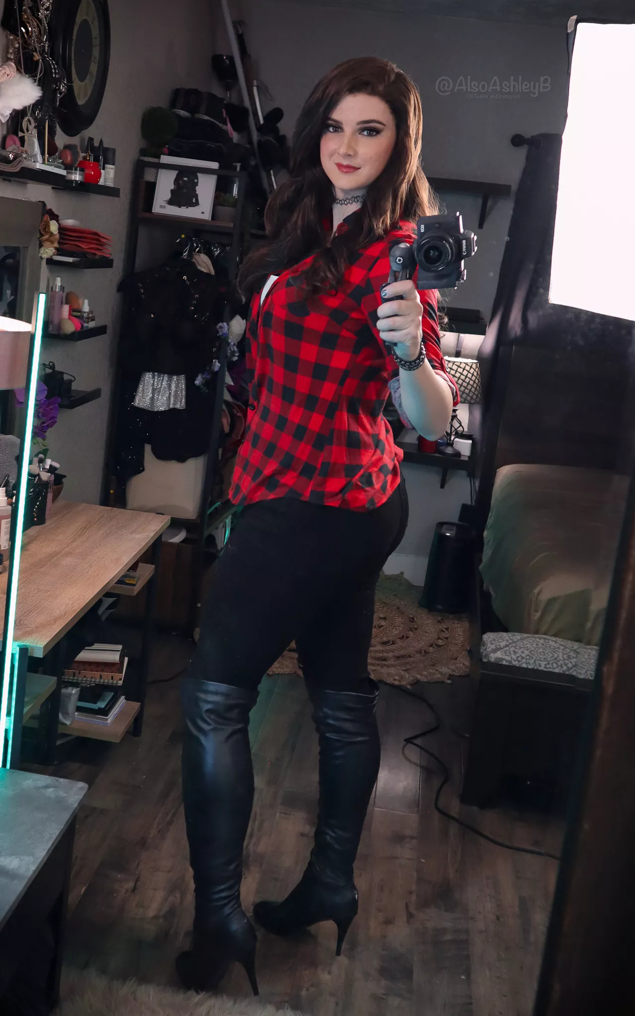 Want Some Cake? 🖤 posted by AlsoAshley