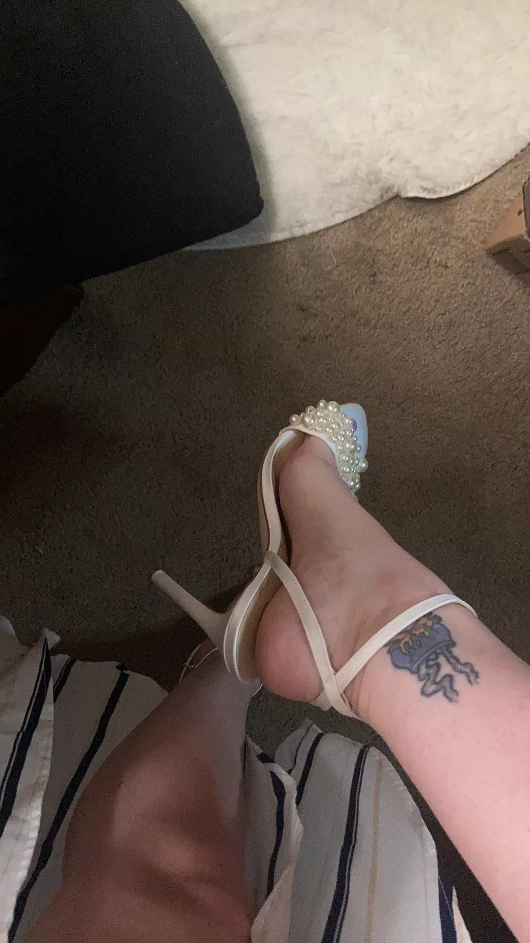 Want some feet to worship? Let me know. 💞😘🍪 [fetish] posted by c00ki3m0nsts