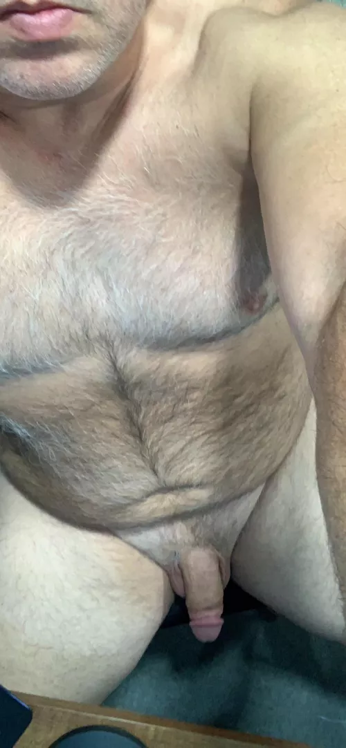 Want someone to rub my belly by dirtymindedguy6