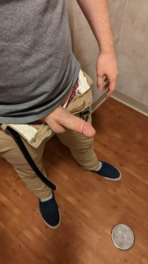 Want to assist me? then please get on your knees... by NarwhalFacepalm