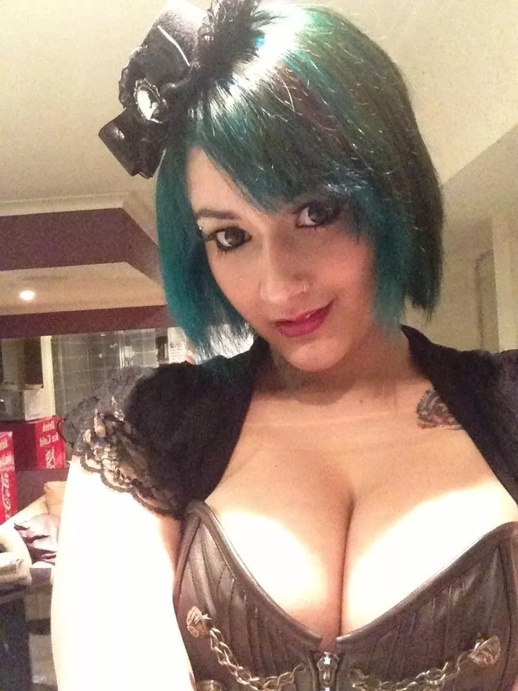 Want to motorboat my huge dutch tits? posted by devilgirlishere