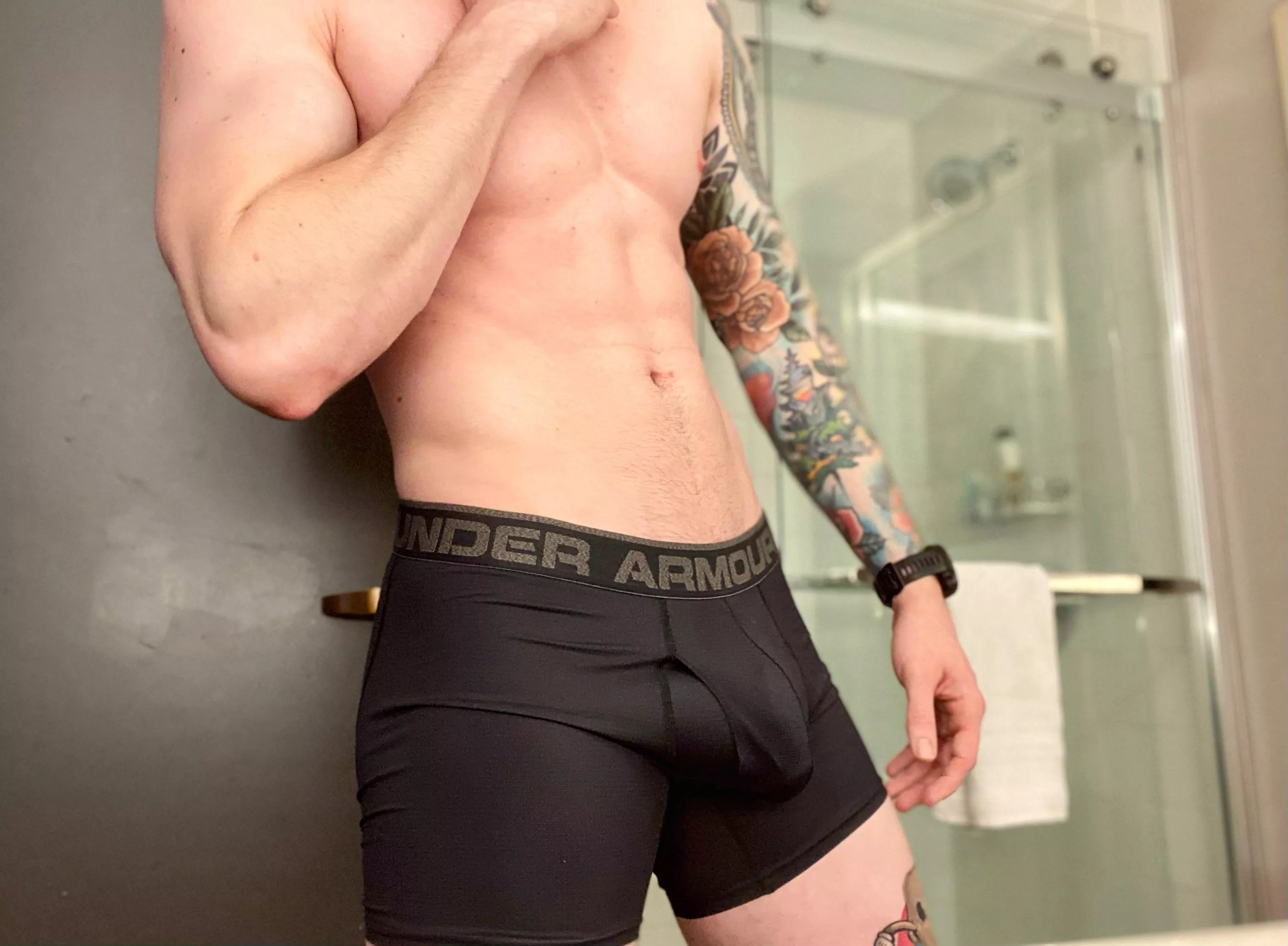 Want to play with my bulge? posted by Jacksult