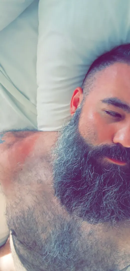 want to relax with me? by beardguy505