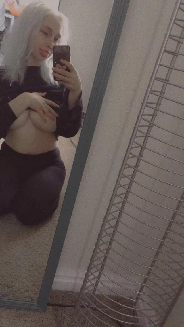 Want to see the rest of me? Link in comments 🥴 posted by Fae_Princesss