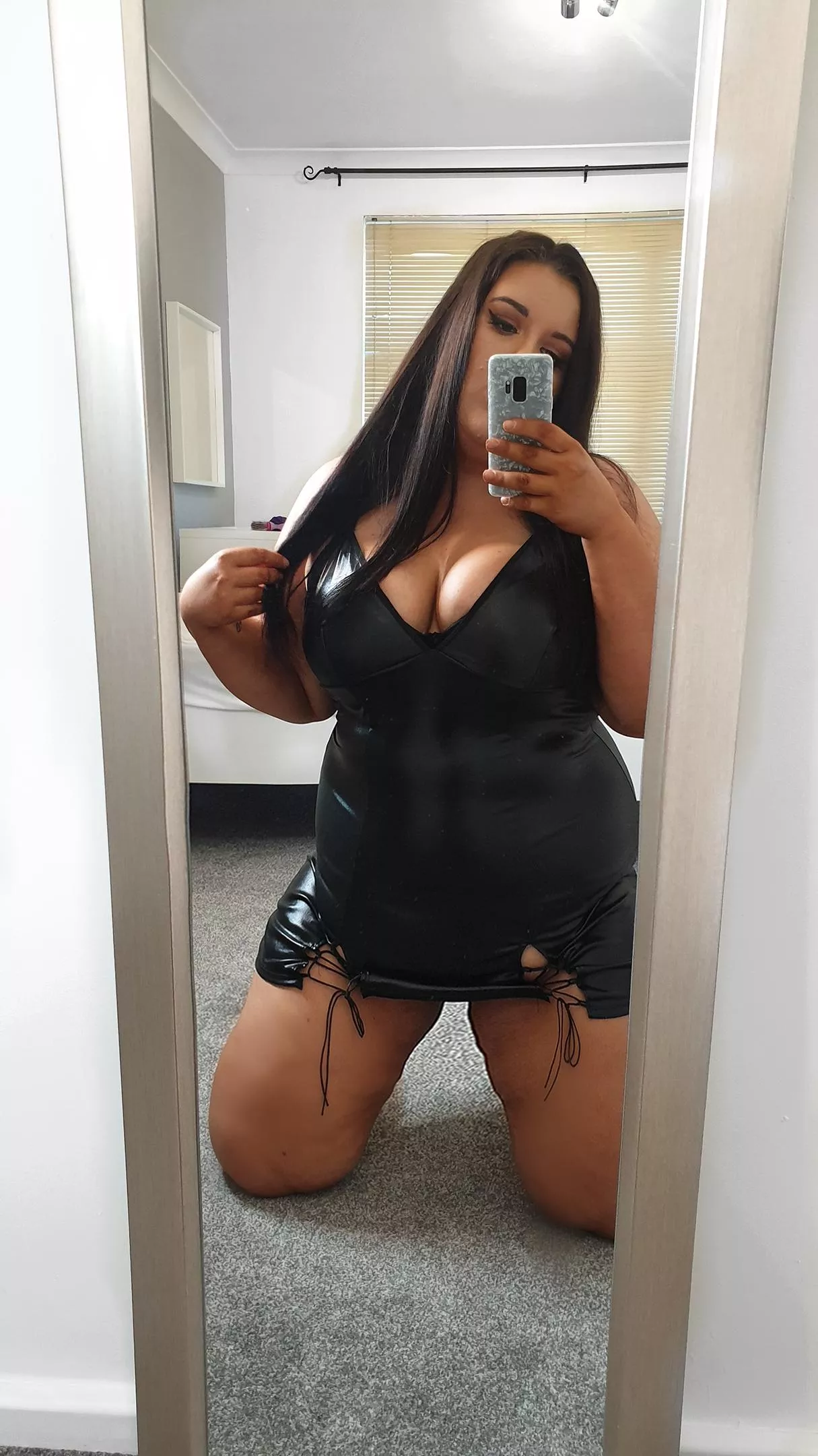 Want to see what's underneath? posted by Onlyyasminx