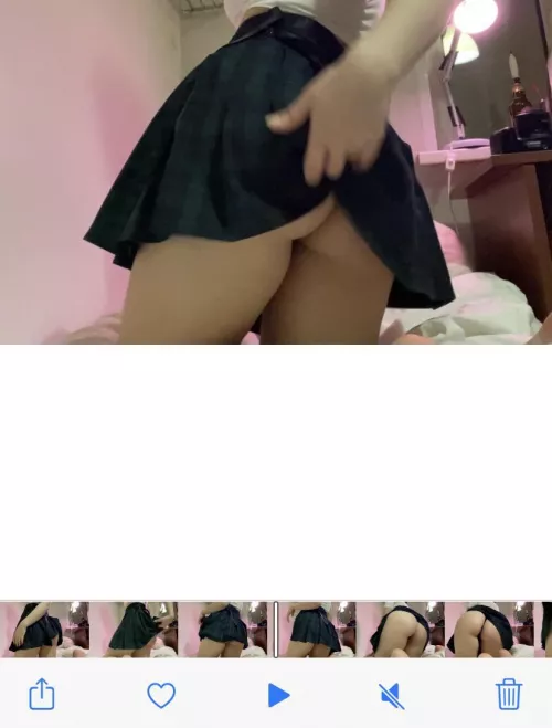 want to show u something after school 🤫 by sugarinjection1