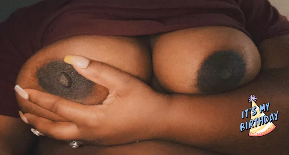 Wanted to spend the last 20 minutes of my birthday with y’all by naughtysidethroway13