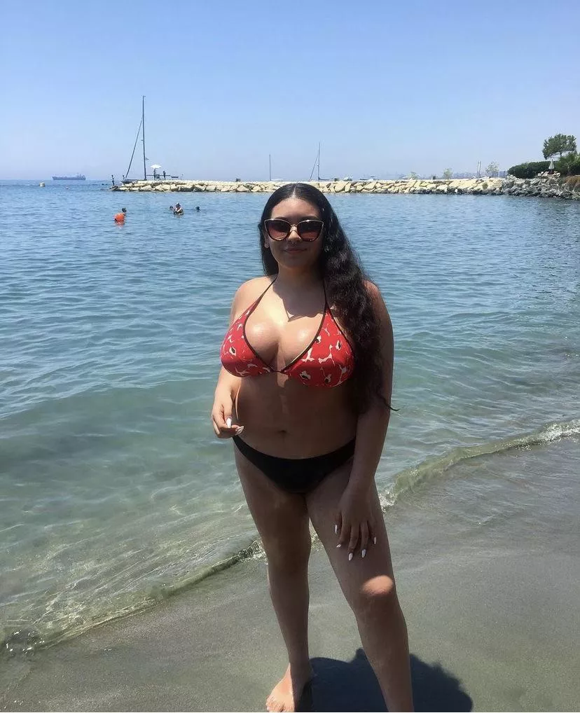 Wanting all the guys here to jerk off over my girl's huge tits [F22] posted by ShortT3sla