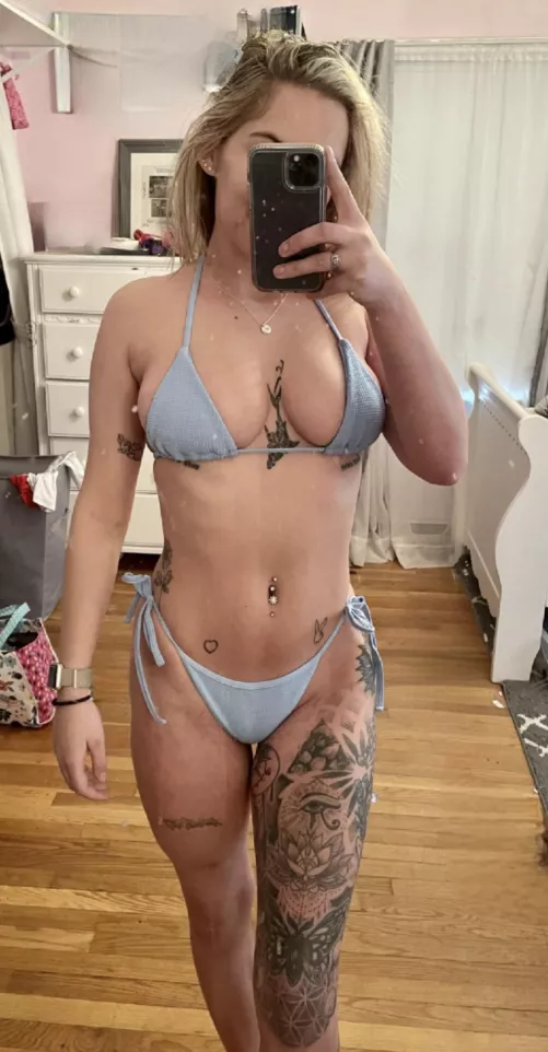 was 70° and sunny today :) by BlondeBunny13x