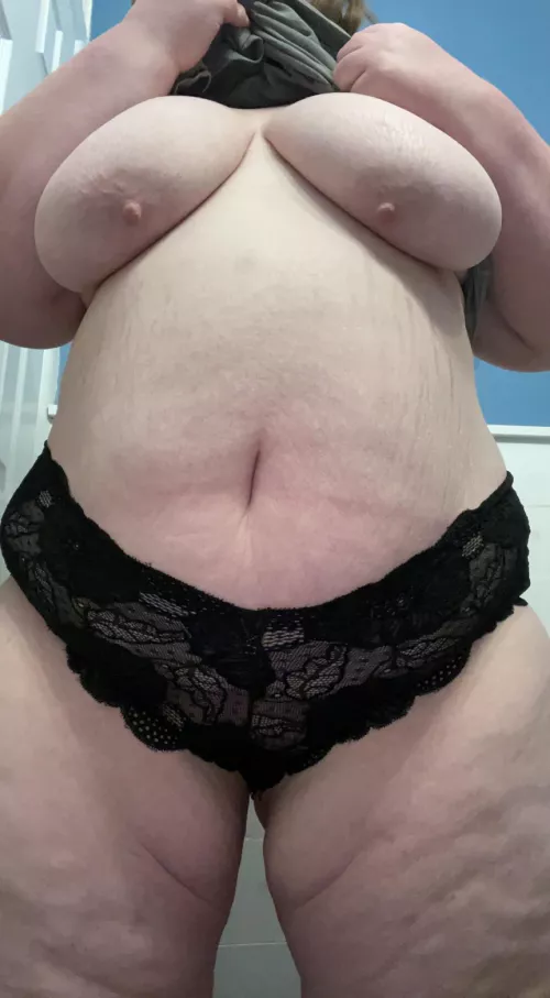 Was away from this sub for a while but I’m back!! by bootybootybooo