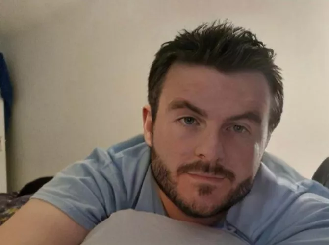 Was such a draining Monday...Goodnight fellow gaybros by suspicious_advice85