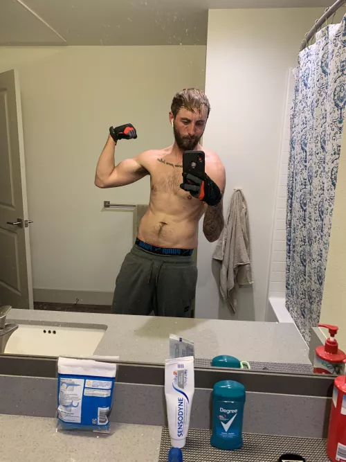 Was told I should give this sub a try 31m More? by screwloose808