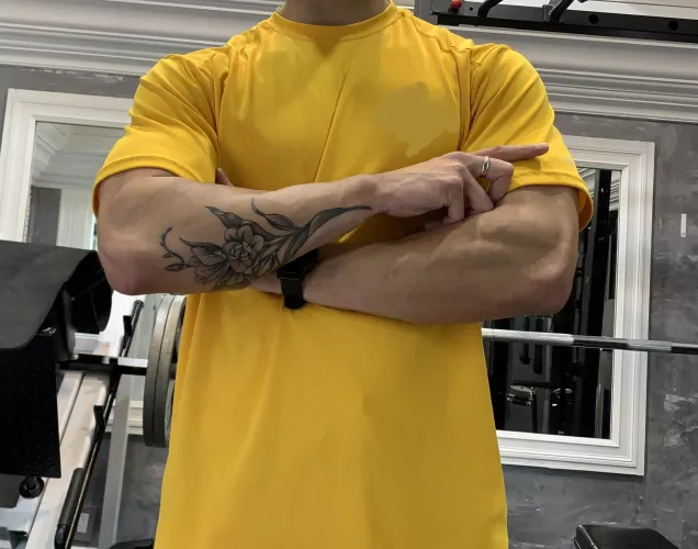 Was told that I should post here by AcidicFitDick