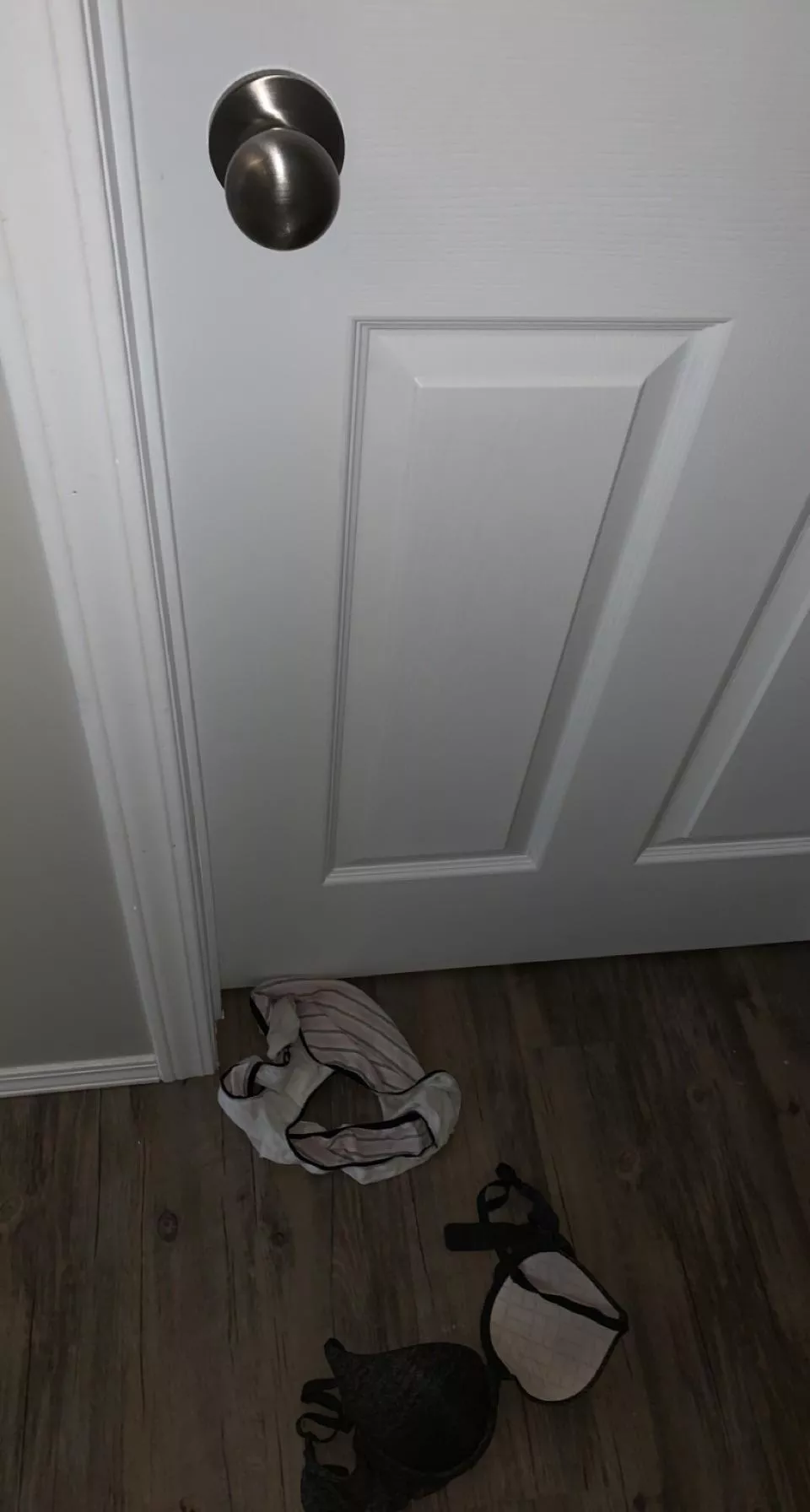 Was wondering why my stepmom was tapping the wall hard at night then I saw this… posted by Ill-College-420