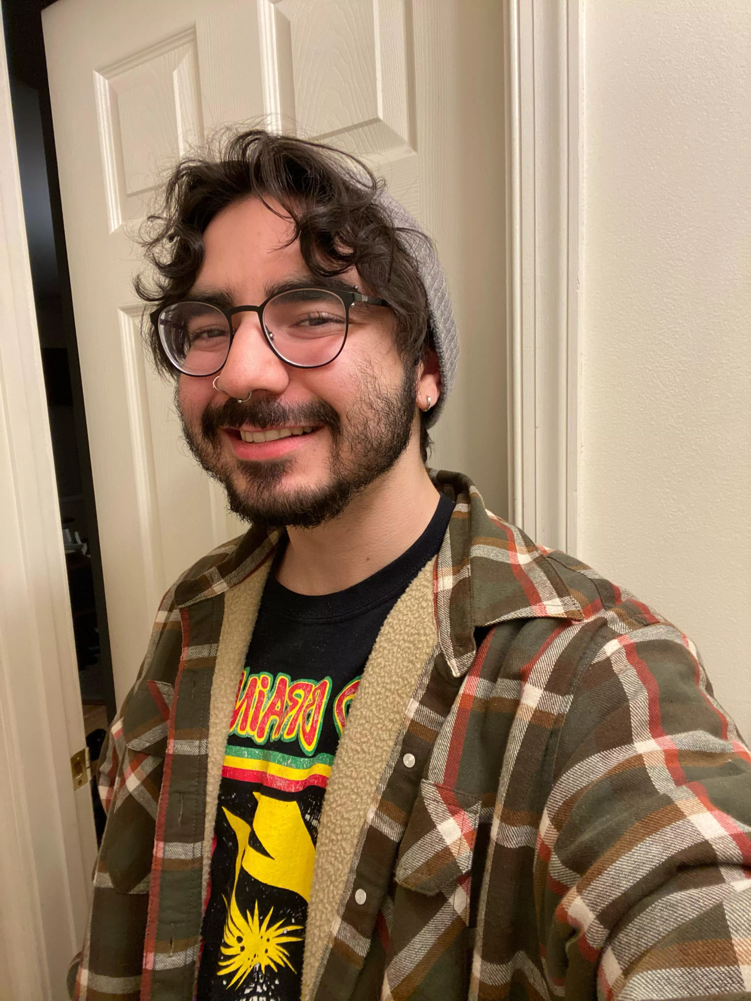 Watched the new Batman and had like 4 white claws, how are y’all 😌 posted by maldroits