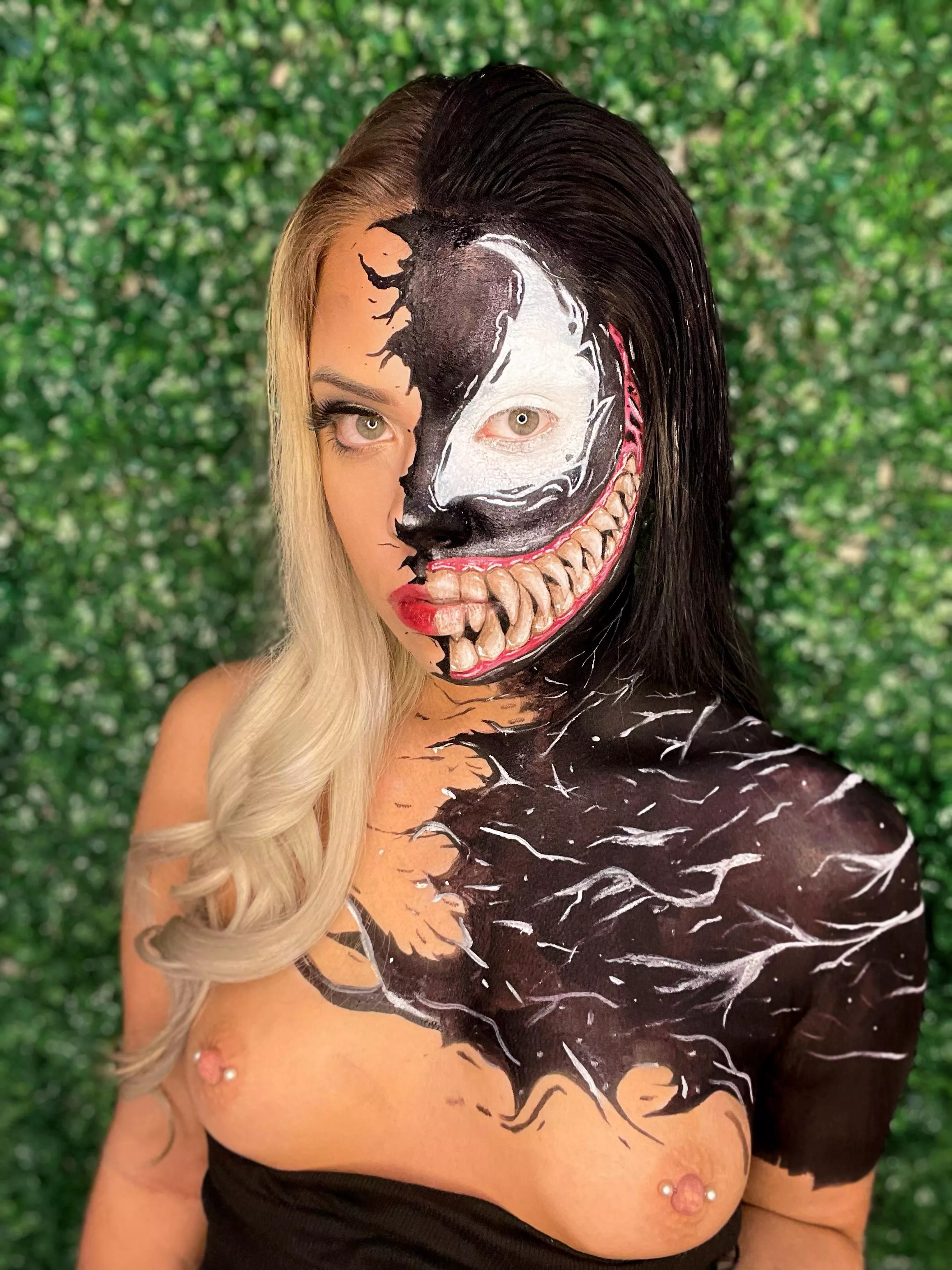 Watchya think?? 😚😚🕷 posted by Kirbyxxx