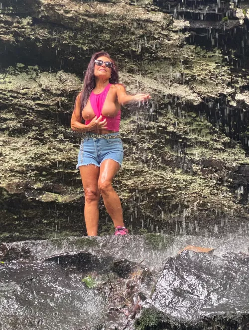 Waterfalls on Sunday Funday!! 😏 (f) by sexy_inthecountry