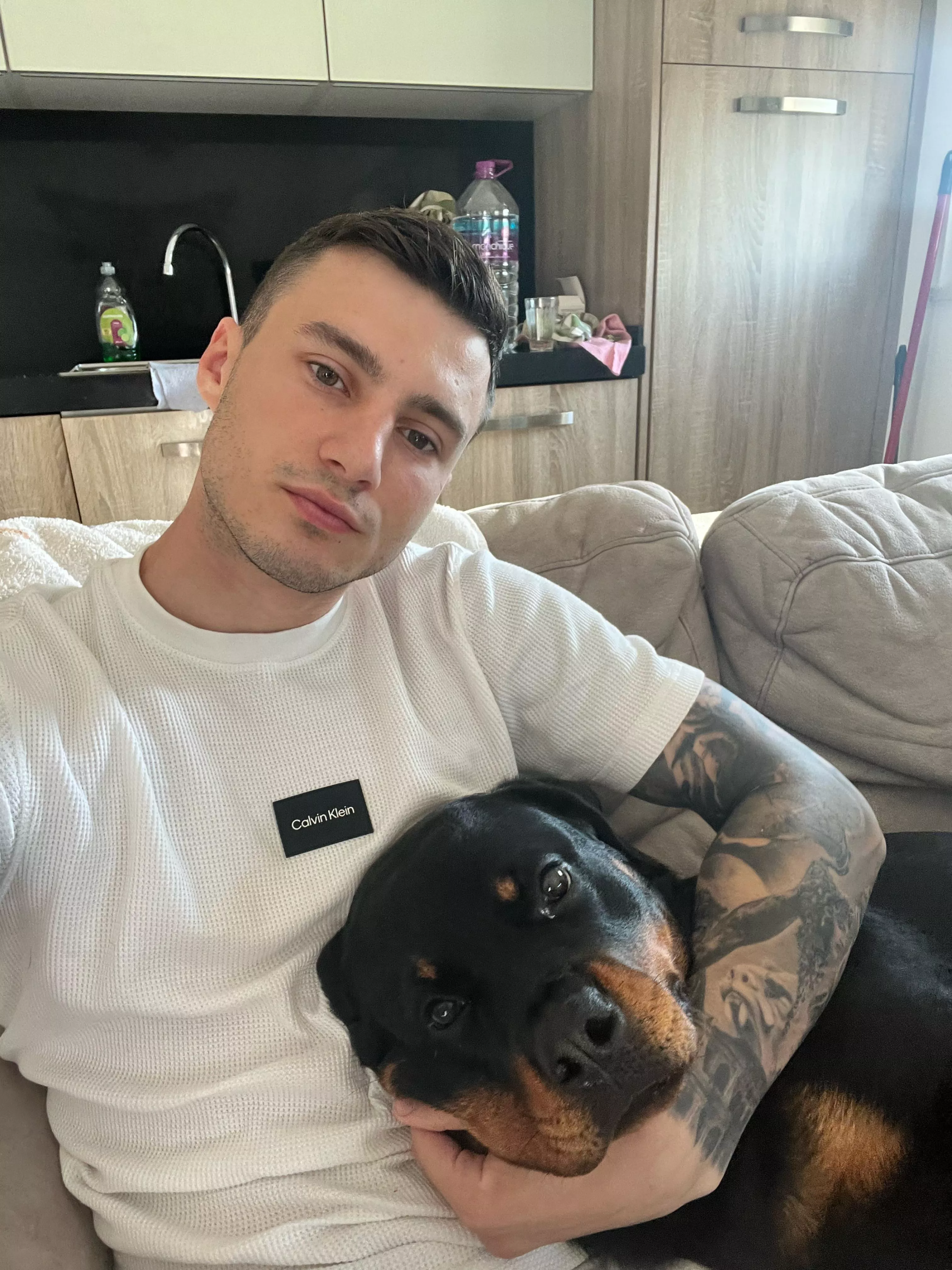 We both kinda tired today 🙄 posted by Max_barz