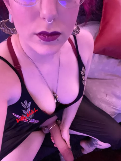 We both know who has the bigger dick bitch boy😈 by DelilahGold