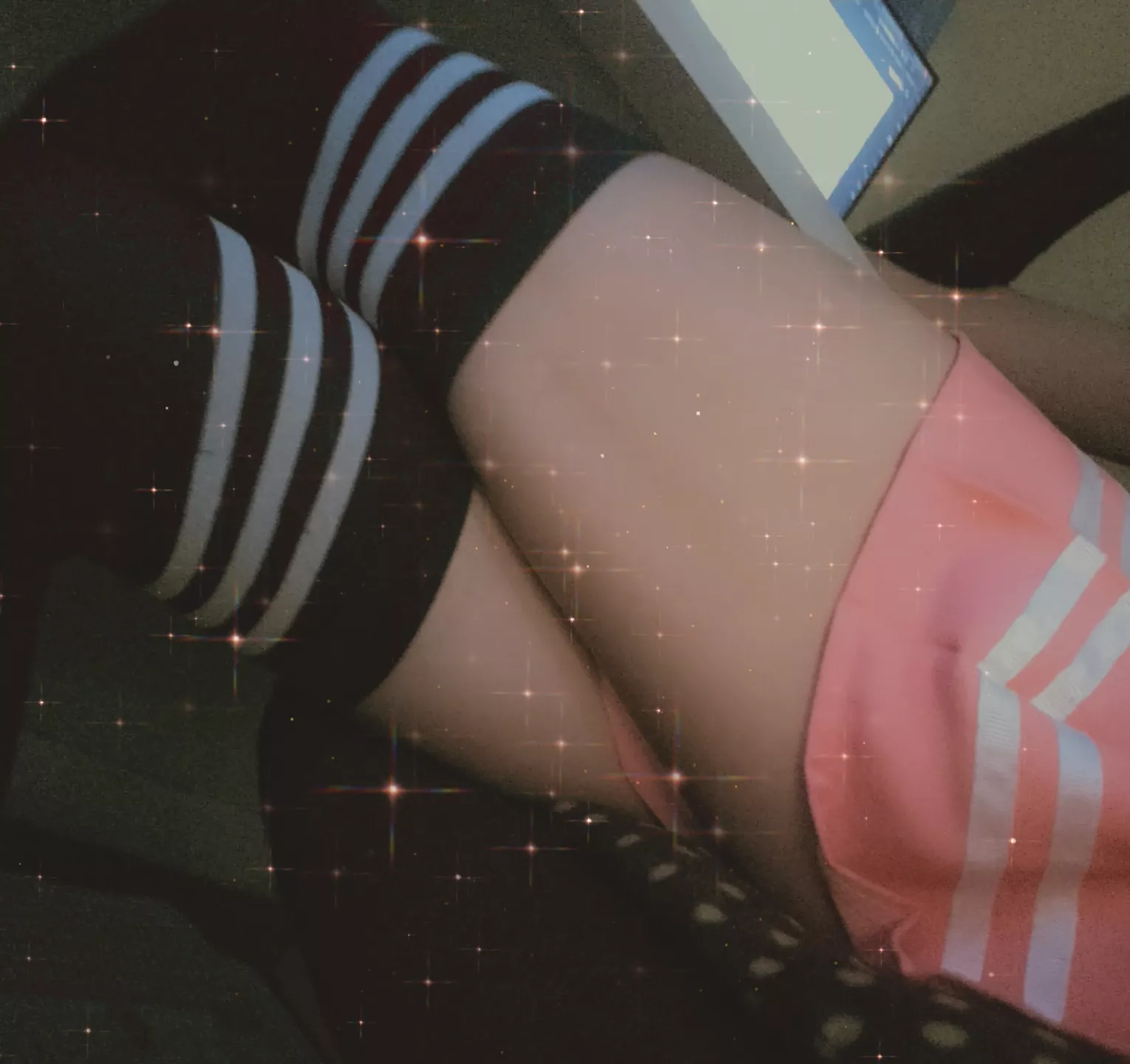 we like thighs right? posted by LittleAuxi