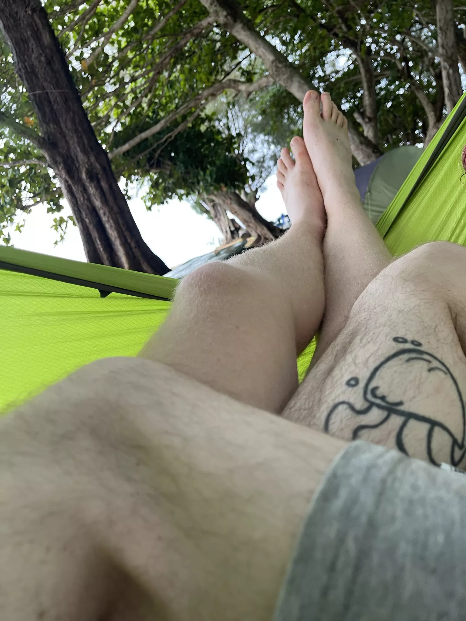 We stan hammocks posted by twopeasinahammock