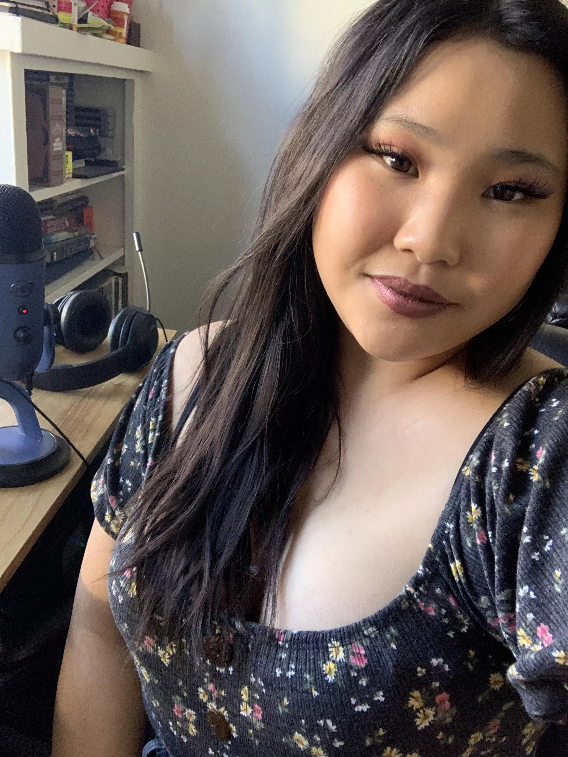 Wednesday is such an odd word posted by suezuuu