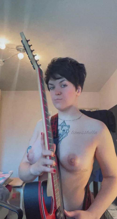 Weed, heavy metal and sex by lionessnelly